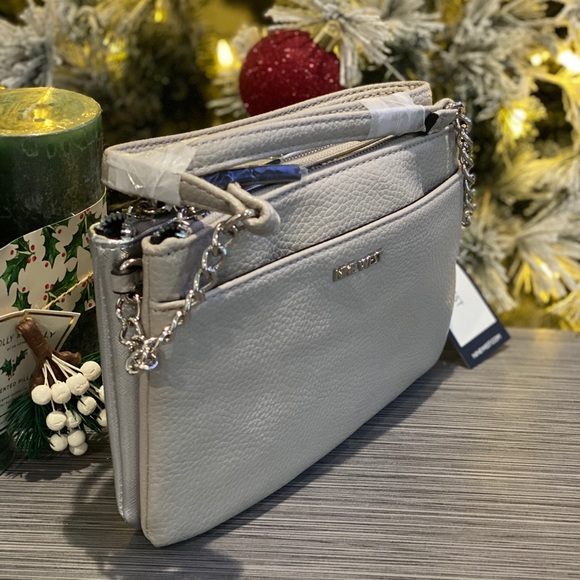 🎄🎄CHRISTMAS SALE🎄🎄 - Picture 1 of 6